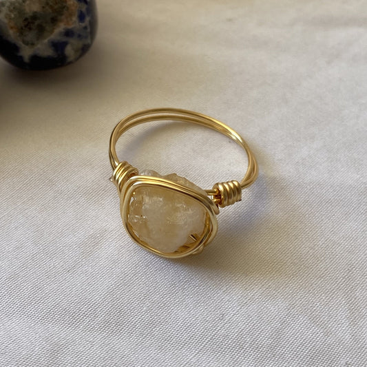 Citrine wire wrapped ring gold